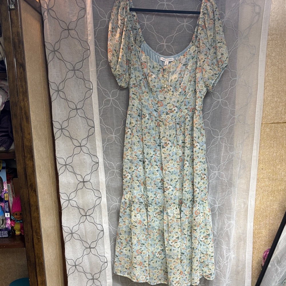 And Now This spring maxi Floral Puff Sleeve